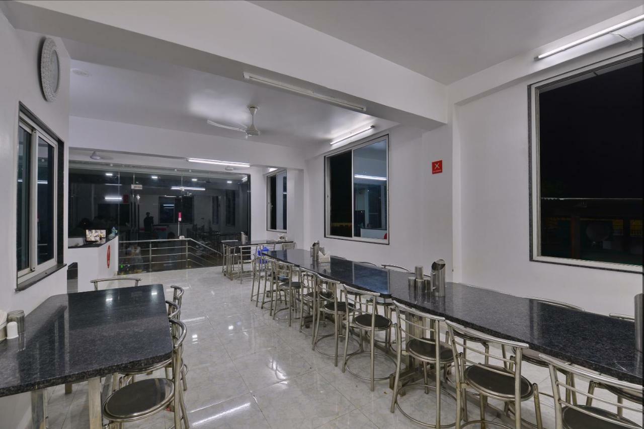 Oyo 3078 Sky Line Lodge Siliguri Extérieur photo